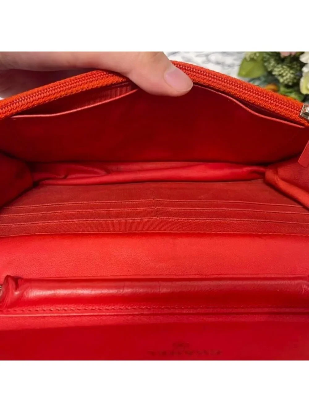 Chanel Chain Wallet Quilted - Picture 9 of 15